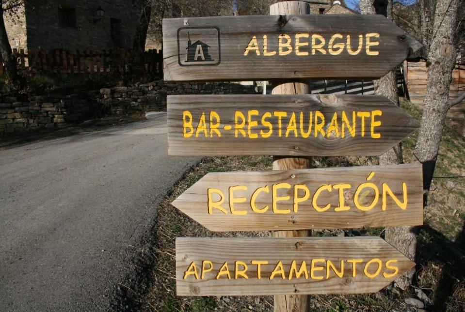 Apartamentos Turisticos Isin ภายนอก รูปภาพ